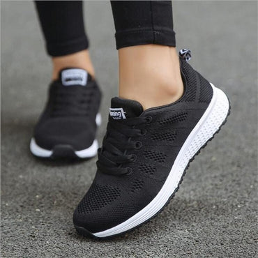 Fast delivery Women casual shoes fashion breathable Walking mesh lace up flat shoes sneakers women 2018 tenis feminino